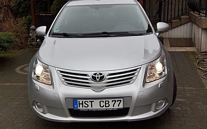 Toyota Avensis cena 26999 przebieg: 227000, rok produkcji 2009 z Raciąż małe 407